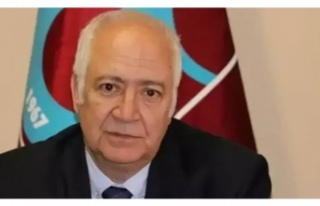 TS Divan başkanı Hacısalihoğlu aday.