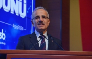 GÜVENLİ İNTERNET GÜNÜ'NDE BAKAN URALOĞLU'NDAN...