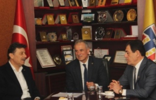 Başkan adayı Aydın TTB’ de.