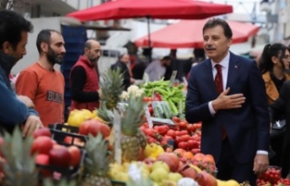 Başkan adayı Aydın Yenimahalle pazarında