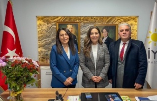 Başkan Of’a kadın eli değecek.