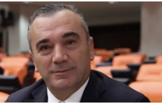 İYİ Parti Trabzon Milletvekili Yavuz Aydın, Mecliste...