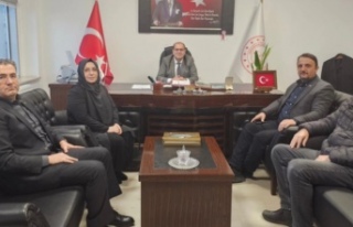 Kızılay’da müdür karakaşa ziyaret