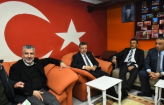 AKP’liler Dolaylı Mahallesindeydi.