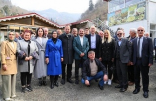 AKPliler Yomra’da.