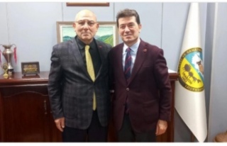 Başkan adayı Kaya başkan Kara’yı ziyaret etti.