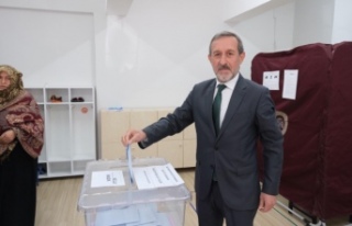 Başkan adayı kurtoğlu oyunu kullandı