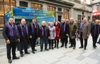Başkanlar seçim stantlarını ziyaret ettiler