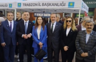 İYİ’ler Kahramanmaraş caddesinde buluştular.