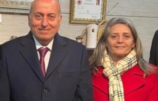 Av.Suiçmez başkan Erdem’i tebrik etti