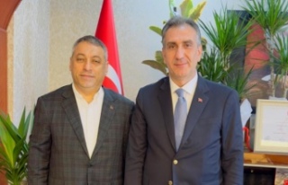 Başkan Çebi Sürmene’ye mühendis eli değeçek.