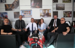 Fatma Başkan Yomra standını ziyaret etti.