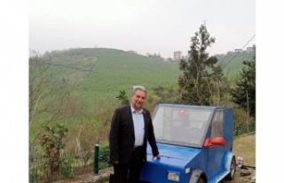 Muhtarın lüks otomobili