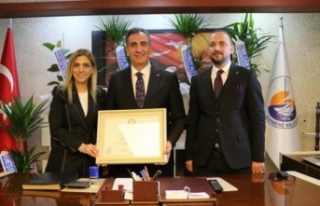 Sürmene belediye Başkanı azizoğlu göreve başladı.