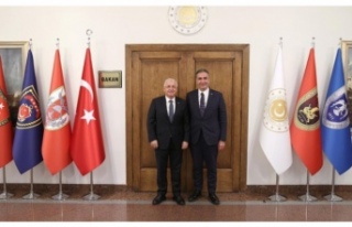 Sürmene deniz üssünü konuştular.