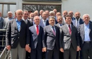 Başkan Kaya, Tonya Belediye Başkanı Osman Beşel’e...