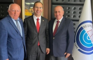 Av.Cora Beşikdüzü belediyesini ziyaret etti.