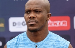 Futbolcumuz Anthony Nwakaeme basın mensuplarının...