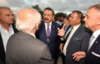 Hisarcıklıoğlu: Samsun-Sarp Demiryolu Projesini...