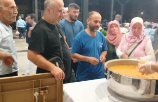 Akçaabat'ta Pazar Esnafı Çok Mutlu