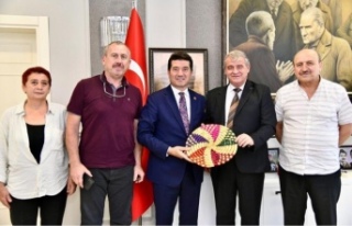 KKTC’den Başkan Kaya’yı ziyaret