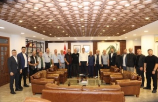 Amatör Spor Kulüpleri Haftasında Başkan Ekim'e...