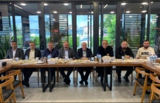 Başkan Erdem muhtarlarla bir araya geldi