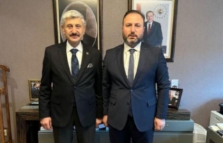 Başkan Çebi Genel müdür yardımcısı Çakmak’ı...