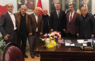 Başkan Çelebi başkan Sivrikaya’yı ziyaret etti