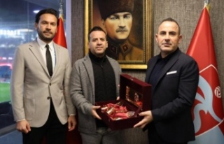 Baskani Bedirhan Durak ve yönetim kurulu üyeleri...