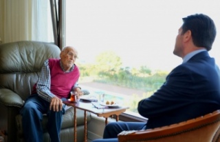 Başkan Kaya, Hasan Melek’i ziyaret etti