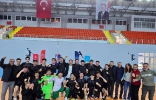 Gazi Anadolu Lisesi İl Birincisi Oldu