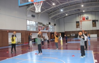 Akçaabat Belediyesi Spor Kurslarına Yoğun İlgi