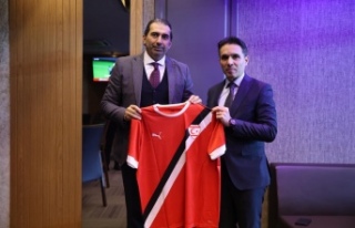 KKTC Trabzon Konsolosu Erek Çağatay’dan yönetim...