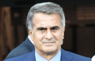Şenol Güneş İki İsimle Yollarını ayırdı.