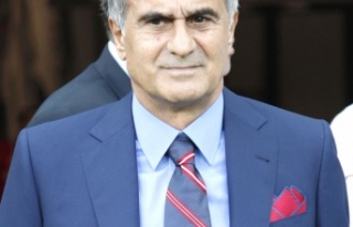 Şenol Güneş Kayseri’ye bileniyor