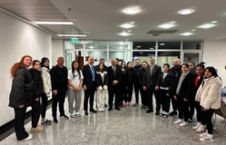 TOHM Sporcuları Milletvekilini Ziyaret Ettiler