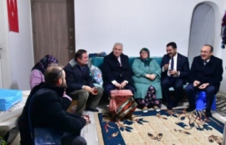 Vali Aziz Yıldırım Şehit Ailesini Ziyaret Etti