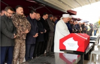 43 Yaşında Kalbine Yenilen Bayraktar Son Yolculuğuna Uğurlandı