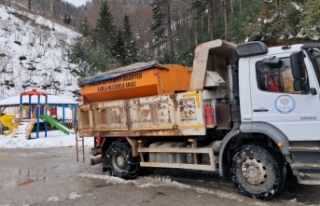 TRABZON’DA KAR NEDENİYLE KAPALI YOL KALMADI