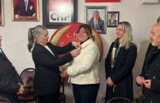 Başkan Bıyık’ın ailesi de CHP’ye katıldı.