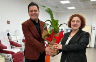 Başkan Hisoğlu Kızılay’ı ziyaret etti.