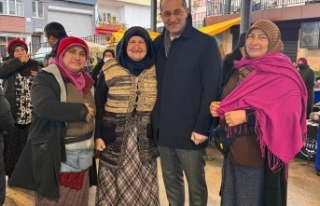 Başkan Ekim, Salı(Kadınlar)Pazarı Esnafını Ziyaret...