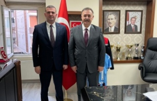 Başkan Sivrikaya İl Müdürü Kaplan'ı ziyaret etti