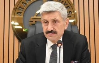 Dr.Çebi ''İlçenin etrafını şantiye...