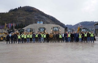 Ortahisar Belediyesi karla mücadele için 24 saat...