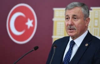 Özdağ ''AKP sanal dünyada yaşıyor''