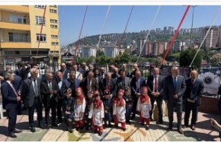 Bez Bebekler Yarıştı