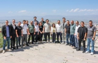 Fatih Tekke, basın mensuplarıyla bir araya geldi
