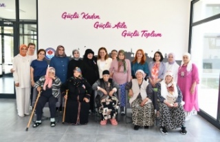 Huzurevi Sakinleri Hünerlerini Gösterdi